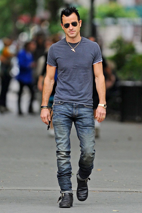 jtheroux_gl_20aug12_rexfeatures_bt