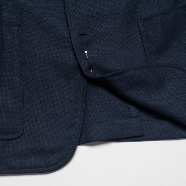 mensstylehowtofoldasuit-2-of-22