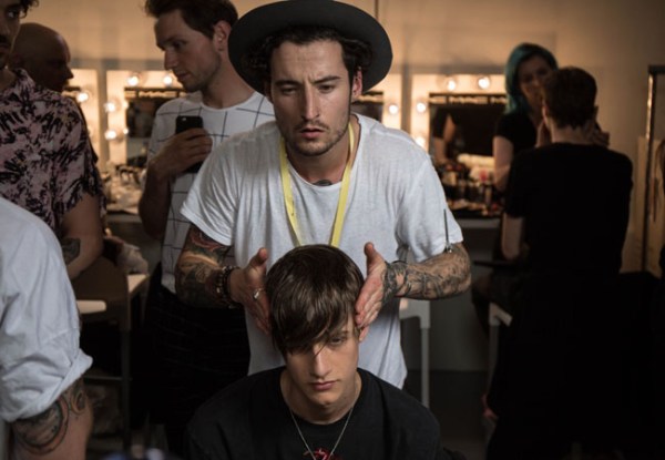 Tom-Gilling-Hair-Stylist-Embed