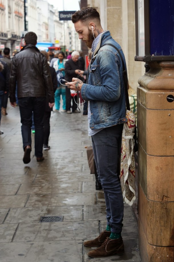 ipone-in-denim-shearling-tapered-pants-chukka-streetstyle