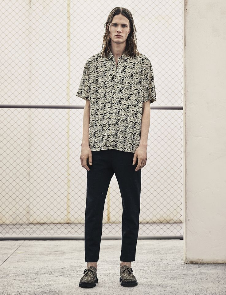 Những gì bạn cần là sự tự tin với lựa chọn của mình. Chỉ khi ấy, mọi thứ bạn khoác lên người mới đẹp theo đúng mong muốn của bạn.