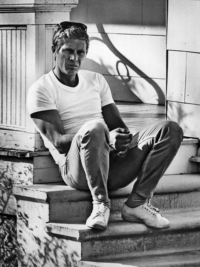 https://i1.wp.com/theundercutmag.files.wordpress.com/2016/07/steve_mcqueen_white_t-shirt_1024x1024.jpg?ssl=1Steve_McQueen_White_T-shirt_1024x1024