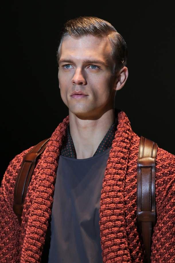 classic-slick-side-part-min